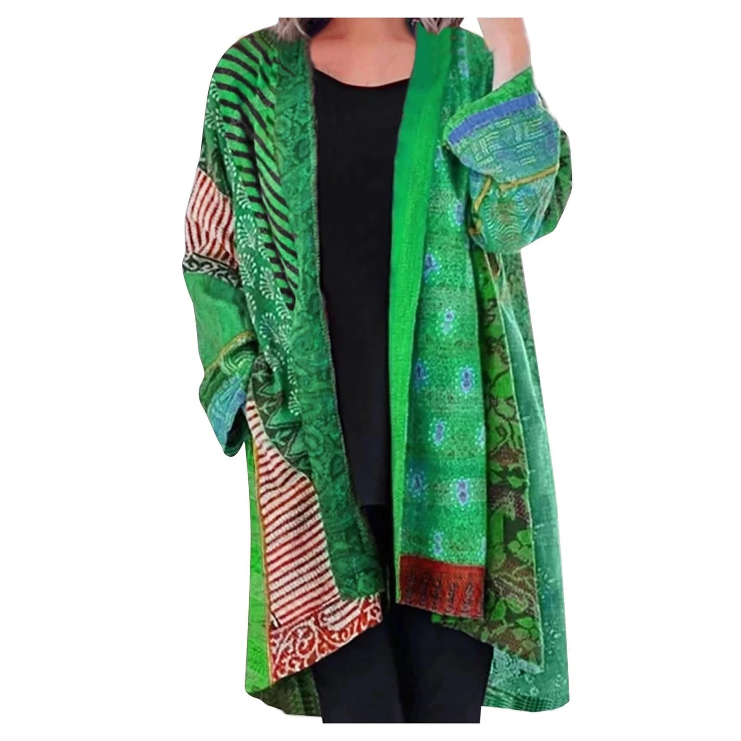 Frau trägt grünen Kimono mit buntem Muster, Damenmode, lässig, Boho-Stil, Baumwolle.
