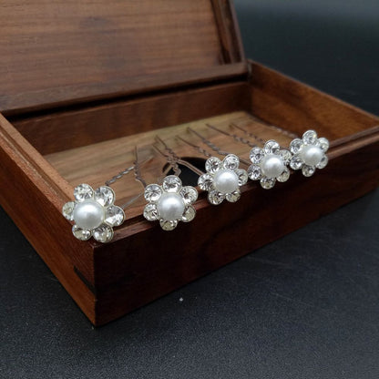 Perlen-Haarnadeln mit Strasssteinen in Holzbox, eleganter Haarschmuck, Hochzeit Accessoire.