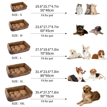 Größenübersicht für braunes, weiches Haustierbett aus Plüsch, geeignet für Katzen und Hunde.