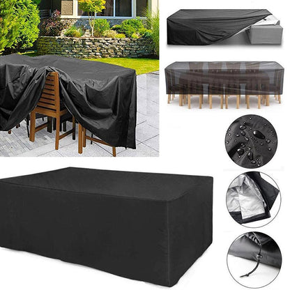 Zusammenstellung mit schwarzer Abdeckung über Gartenstühlen und Tisch sowie Details zu Wassertropfen, silbernem Innenfutter und Zugband. 9