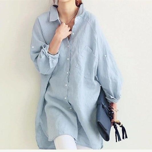 Damenhemdbluse aus Leinen, hellblau, lässig, langärmelig, mit Knopfleiste, modisch.