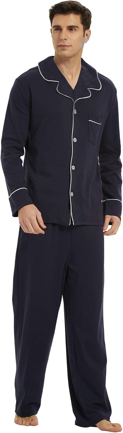 Mann in dunkelblauem Pyjama-Set aus Baumwolle, Langarm, Knopfleiste, bequem, Nachtwäsche.