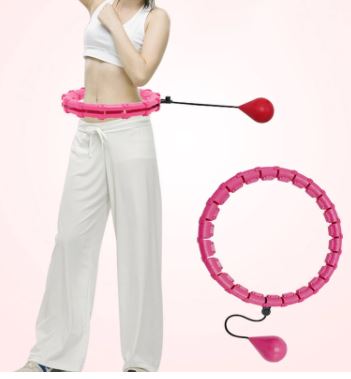 Frau mit rosa Fitness-Hula-Hoop-Reifen, verstellbar, für Bauchtraining und Gewichtsverlust.