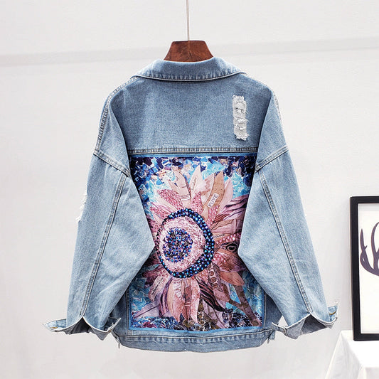 Jeansjacke mit Sonnenblumenmuster, hellblau, Damenmode, lässig, bestickt, Vintage-Stil.