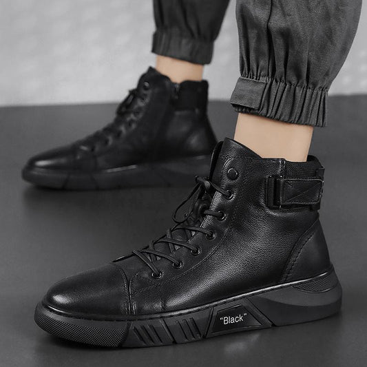 Schwarze Leder-Sneaker für Herren, hohe Knöchel, modisch, bequem, sportlich.