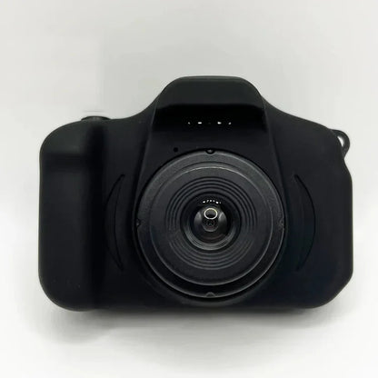 Schwarze Dashcam mit Weitwinkelobjektiv, kompakt, für Autoüberwachung und Sicherheit.