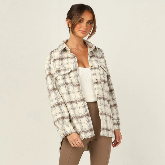 Damen Herbstjacke kariert beige-braun, lässig, Langarm, Knopfleiste, Mon Ami Mode.