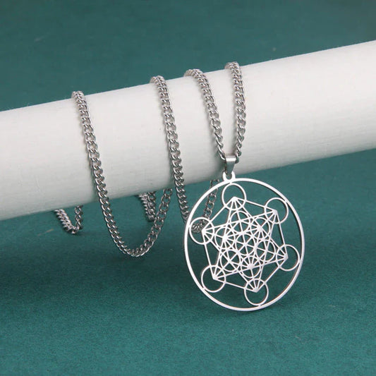 Silberkette mit geometrischem Anhänger, Edelstahl, 60 cm, Schmuck für Damen und Herren.