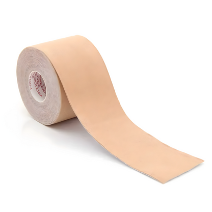 Beiger Lederstreifen auf Rolle, ideal für Handwerksprojekte, strapazierfähiges Material.