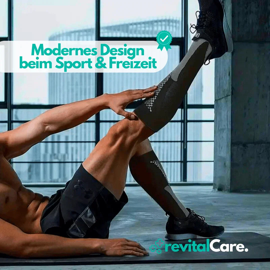 Mann mit Kompressionsstrümpfen beim Sport, modernes Design, Fitness, RevitalCare.