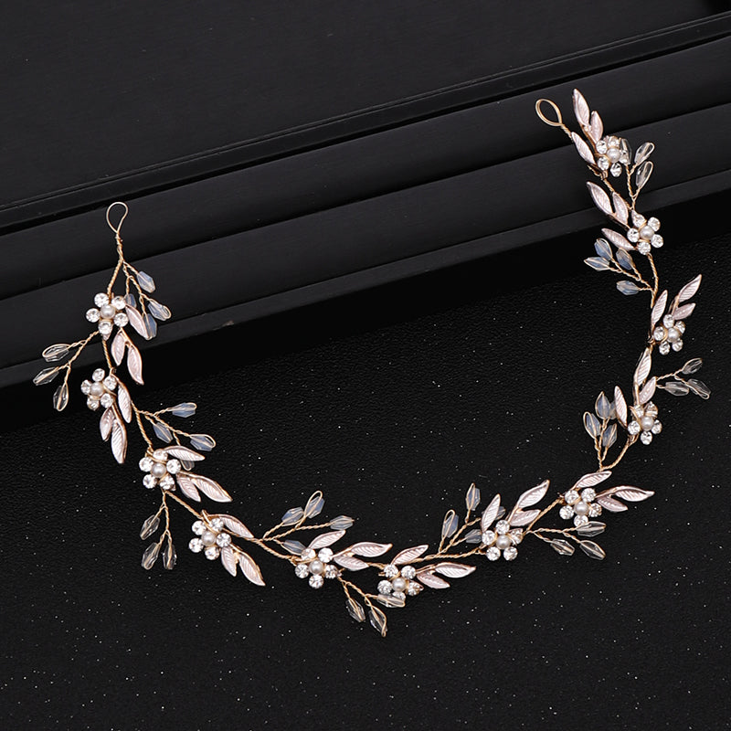 Kristallblumen-Diadem für Hochzeit, Brautaccessoire, goldene Blätter, Perlen, elegant.