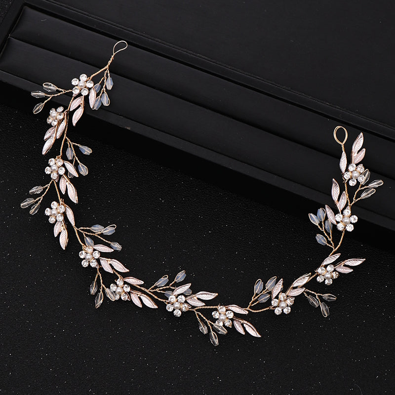 Kristallblumen-Diadem für Hochzeit, Brautaccessoire, goldene Blätter, Perlen, elegant.