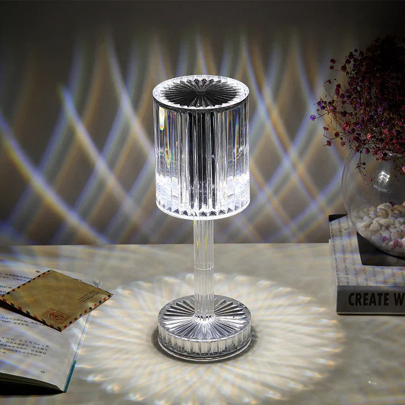 Kristall-Tischlampe, transparent, modernes Design, LED-Beleuchtung, dekorative Wohnkultur.