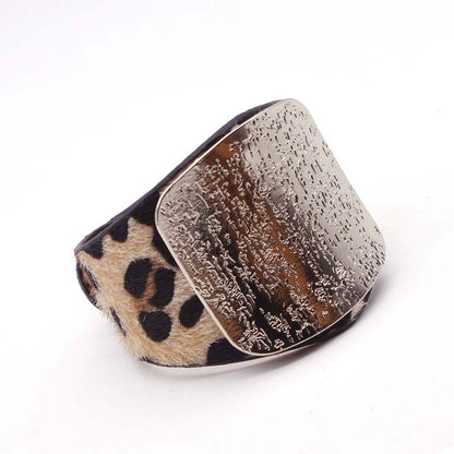 Leopardenmuster Armband mit silberner Metallplatte, modisches Accessoire, Damen Schmuck
