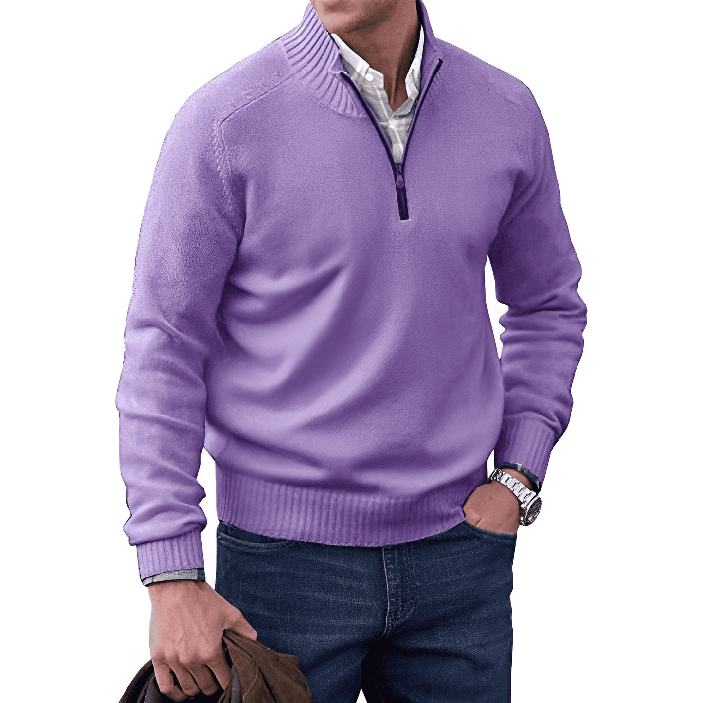 Mann in lila Pullover mit Reißverschluss, Hemd, Jeans; modische Herrenbekleidung, Freizeitlook.