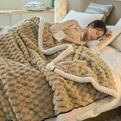Doppellagige Coral-Velvet-Decke für Herbst & Winter – TurtleWarm