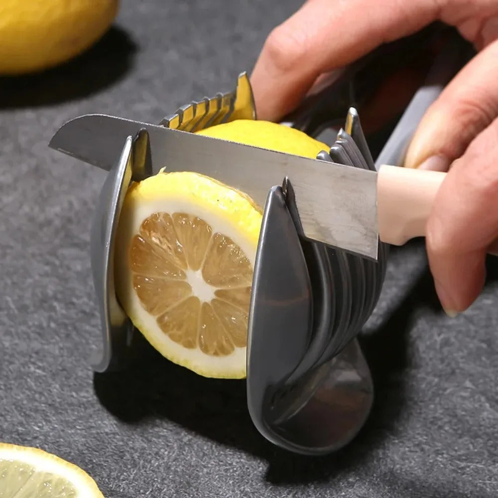 Handschneider für Zitrone, Edelstahl, Küchenwerkzeug, präzises Schneiden, rutschfest, langlebig.