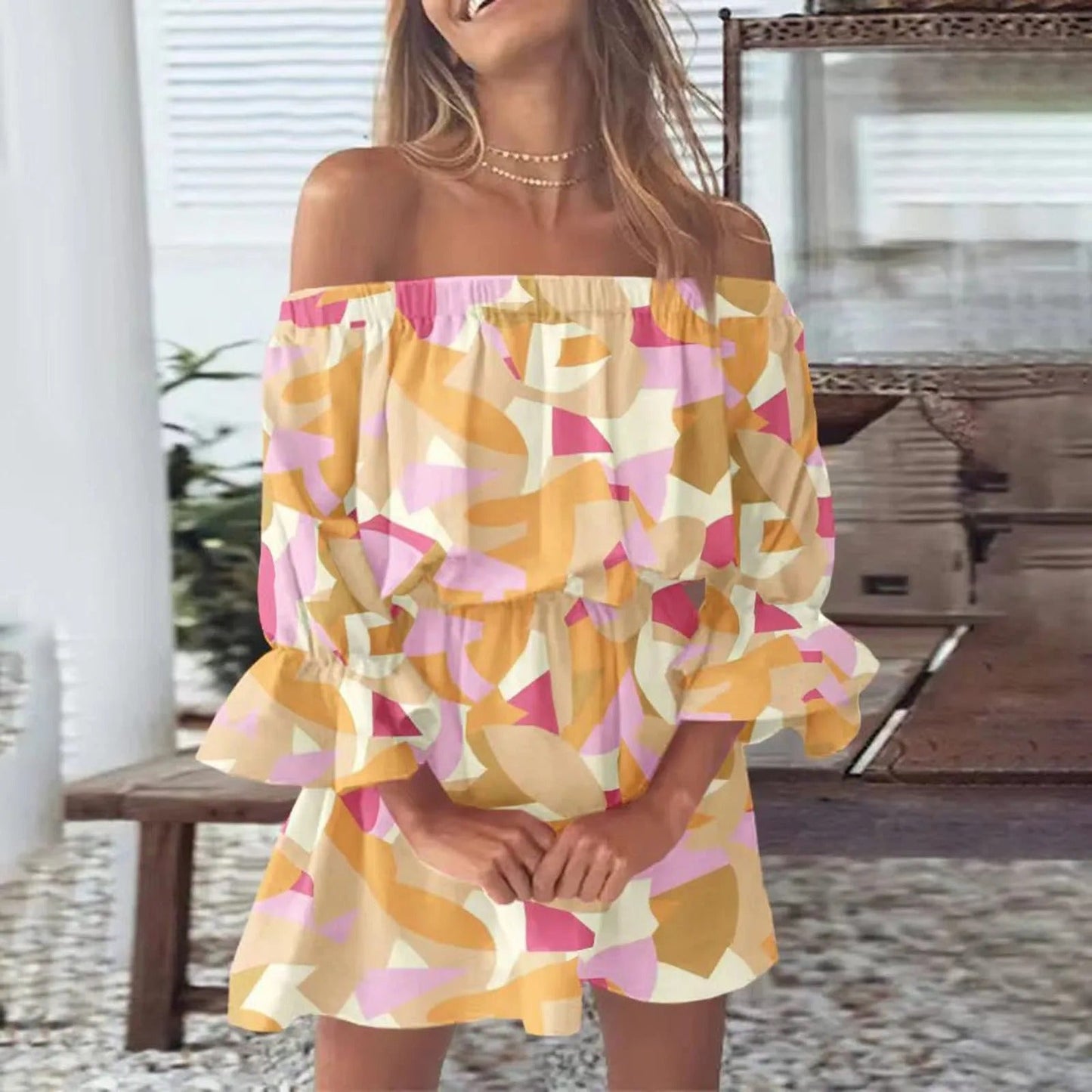 Sommerkleid mit Blumenmuster und ausgestellten Ärmeln – Mireille