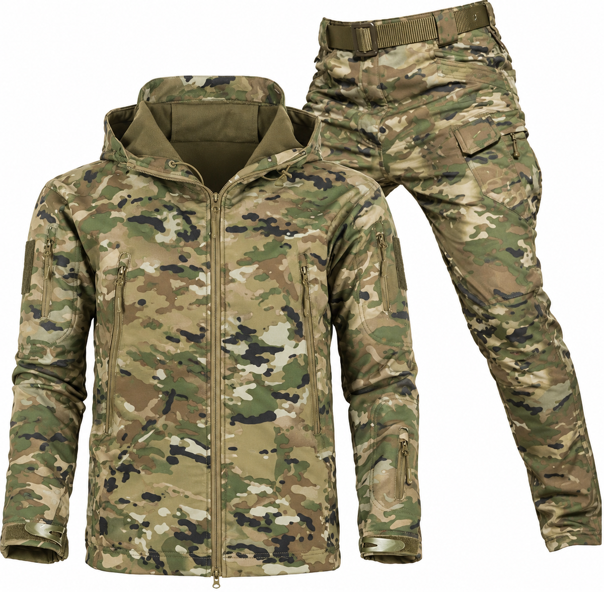 Tarnfarbenes Set mit offen sichtbarem Fleecefutter in der Kapuze, Jacke frontal, Cargohose mit Gürtel daneben. 14