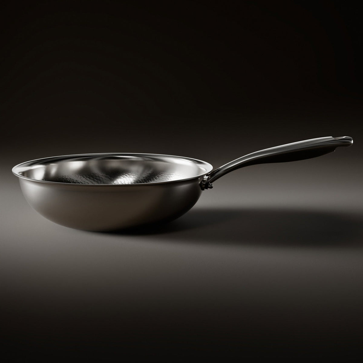 Hand-Hammered Titanium Wok Pan with Flat Bottom 2