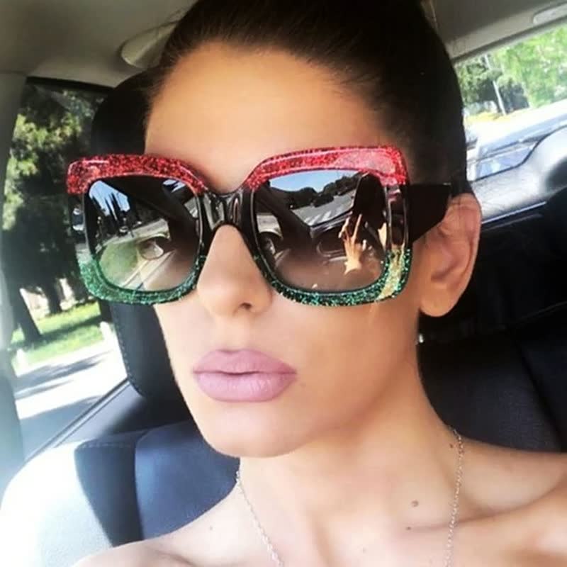 Sonnenbrillen für Frauen | DelicateGlasses - Sommer 2025 Kollektion