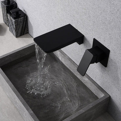 Sensor Wandhahn mit Wasserfallauslauf – Fluxis
