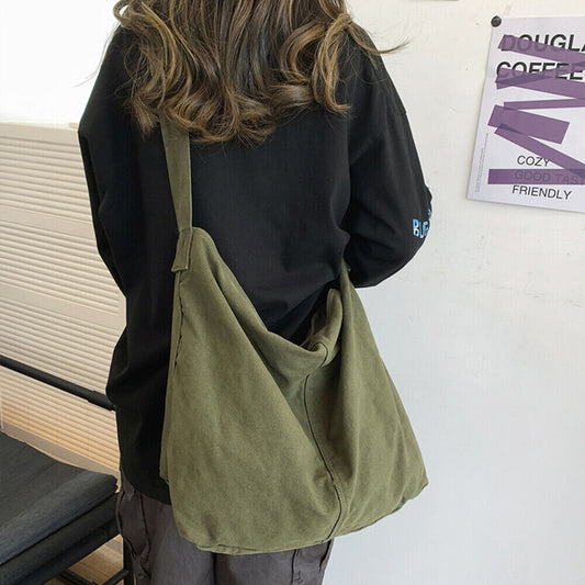 Damen Umhängetasche aus grünem Stoff, lässig, modisch, ideal für den Alltag.