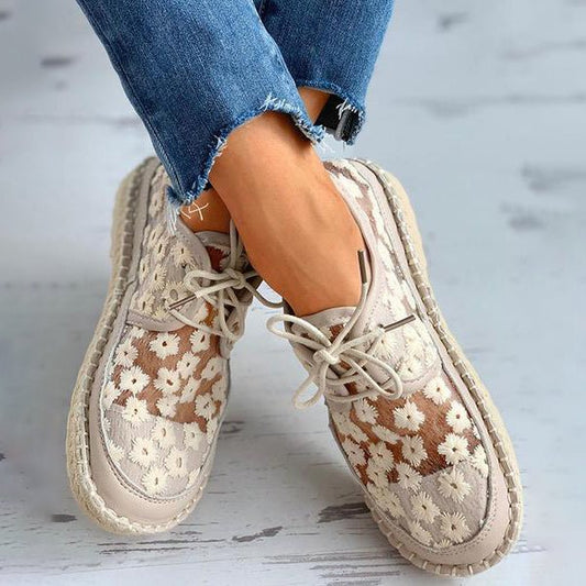 Bestickte Blumenschuhe mit stützender Einlegesohle – Lucine