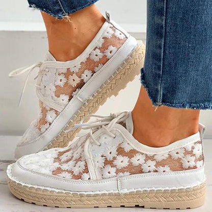 Bestickte Blumenschuhe mit stützender Einlegesohle – Lucine