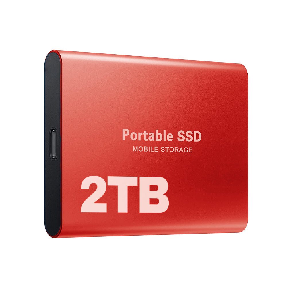 Schräge Ansicht der roten SSD mit 2 TB Speicher und USB-C-Anschluss an der Schmalseite. 8