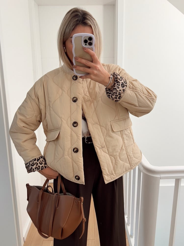 Elegante Damenjacke mit Leopardenfutter – Narela