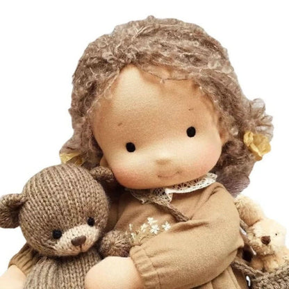 Handgefertigte Waldorf-Puppe aus Naturmaterialien – 30 cm groß