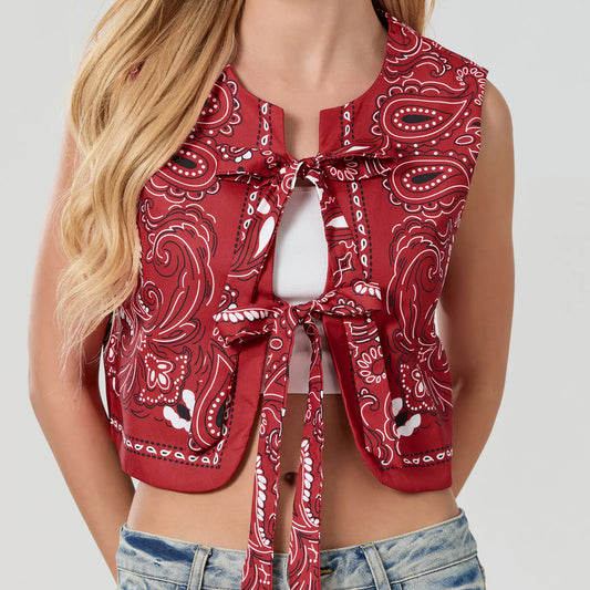 Cropped Top Damen | Bandana Print | Y2K Design | Knotenverschluss vorn | luftig | Rot-Luzern Mode